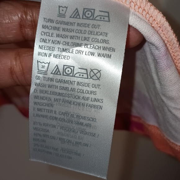 Isaac Mizrahi Live Floral Blouse Size 4X - Picture 7 of 7